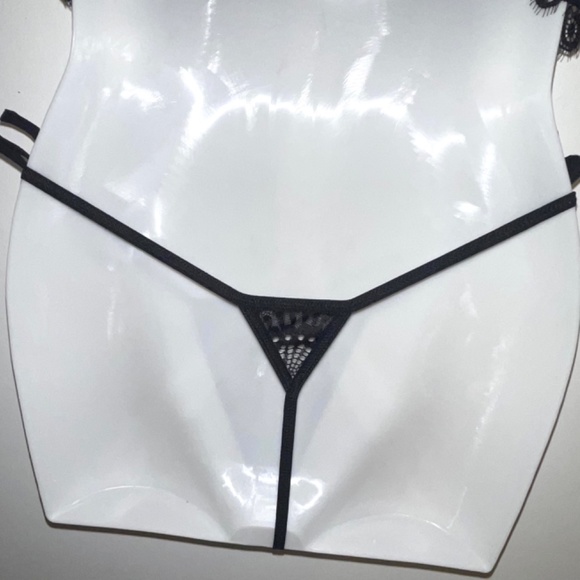 THE PRICE IS FIRM 2 Piece Lace Bra and Self Tie Panty Set OSFW - Picture 9 of 9